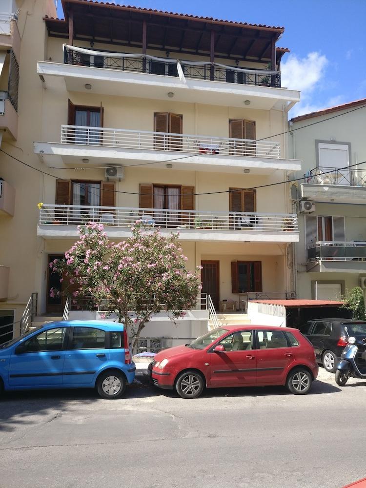 Paradise City Rethymno  Exterior photo